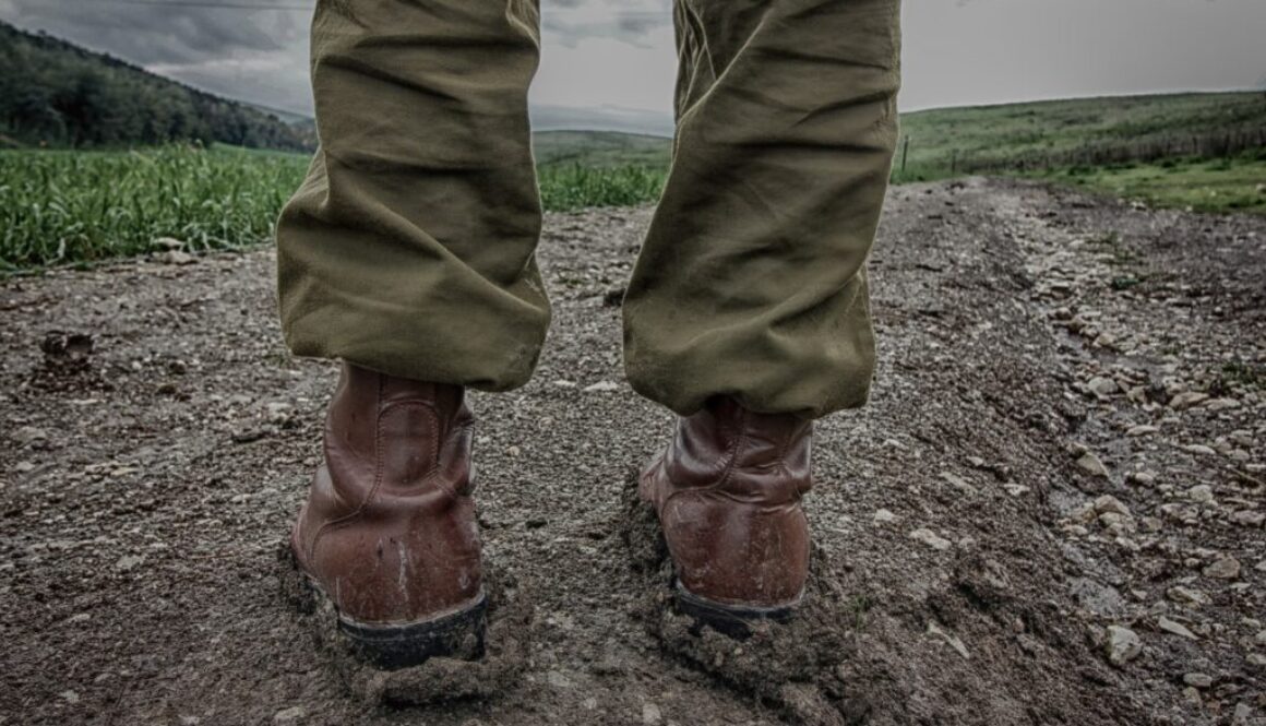 boots-3882587_1280